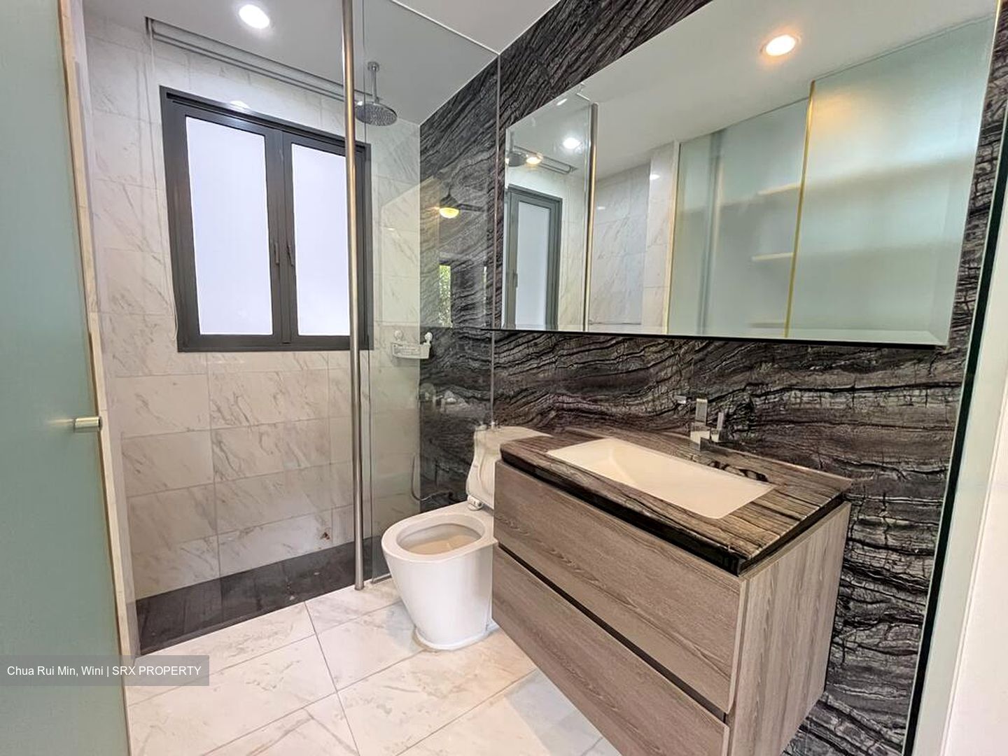 Waterfront Isle (D16), Condominium #458824711